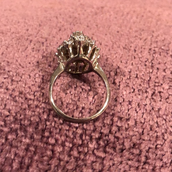 18 KGE CZ cocktail ring size 6 - Picture 7 of 14